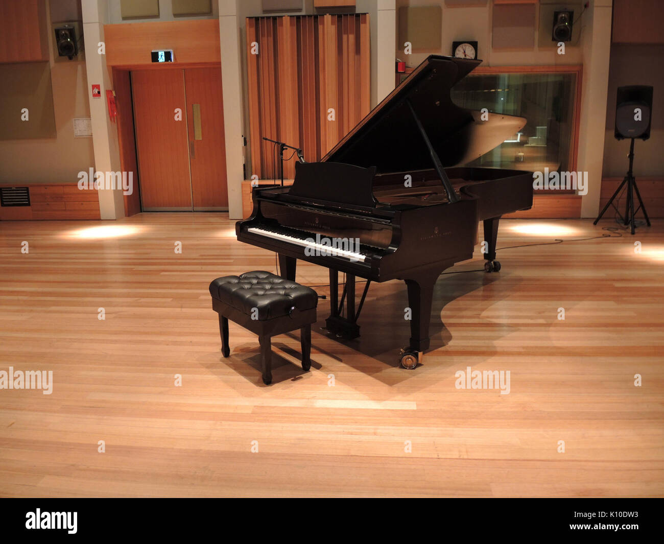 ABC Perth Studio 620 (E 37 @ OpenHousePerth 2014) Stockfoto