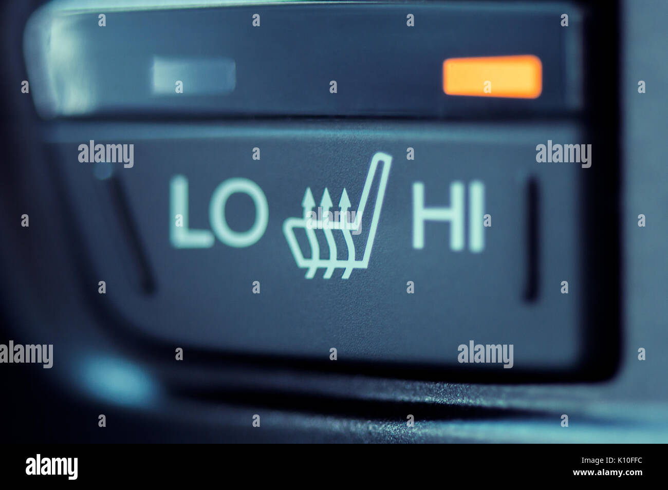 Sitzheizung Symbol in einem modernen Auto Stockfotografie - Alamy