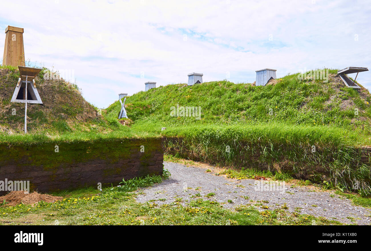 Norse Viking Sod Langhaus bei L'Anse aux Meadows UNESCO Weltkulturerbe, Neufundland, Kanada rekonstruiert Stockfoto