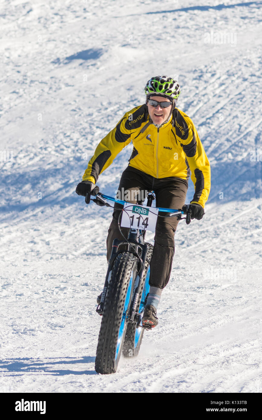 Fatbike, Rennen, racing, schnee, winter, Arktis, Finnmark, Alta, Norwegen, Norge, konkurranse, sykling, vinter Stockfoto