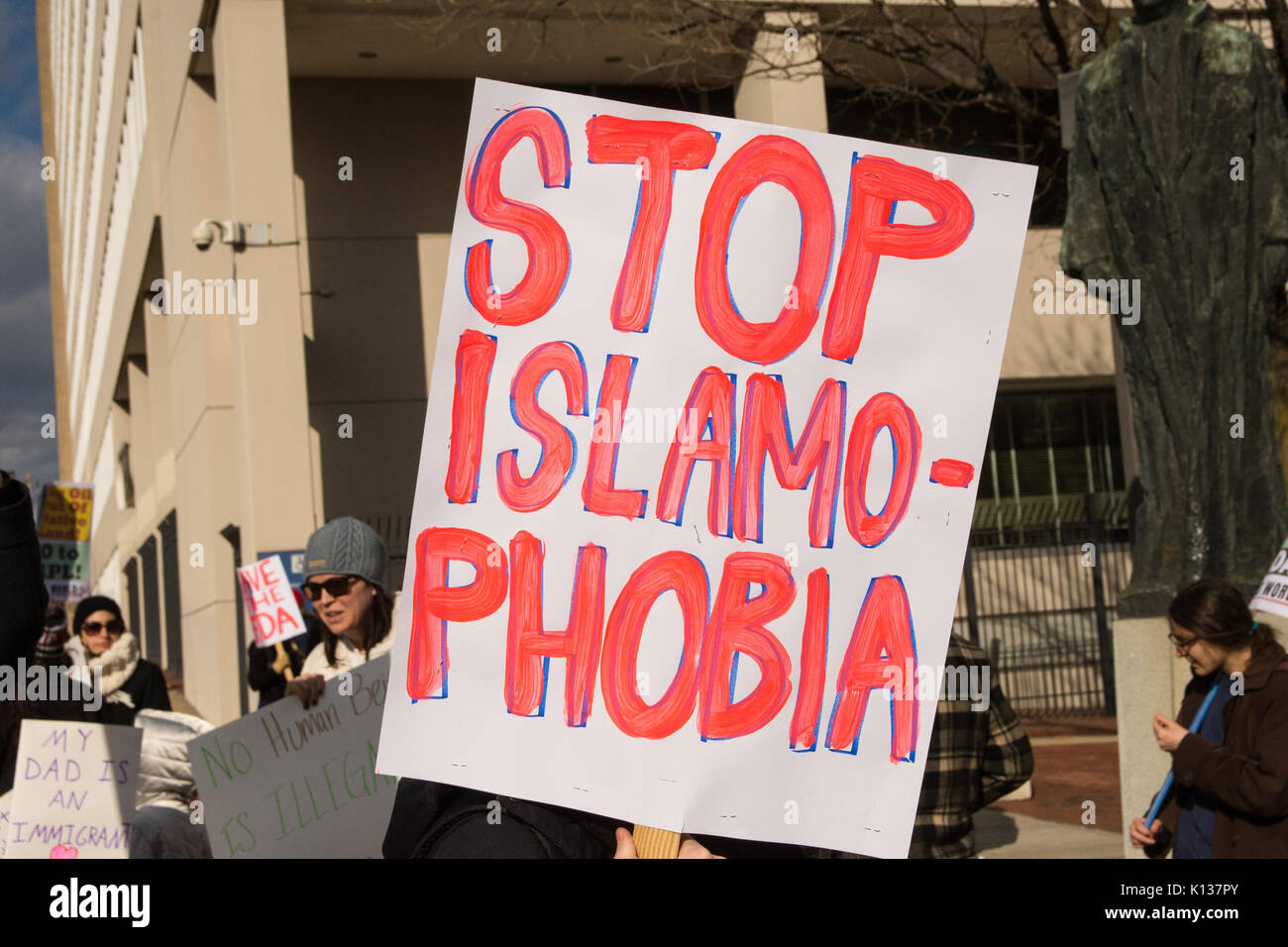 Anti Trump Einwanderung Protest in Baltimore DSC 6631 (32445497342) Stockfoto