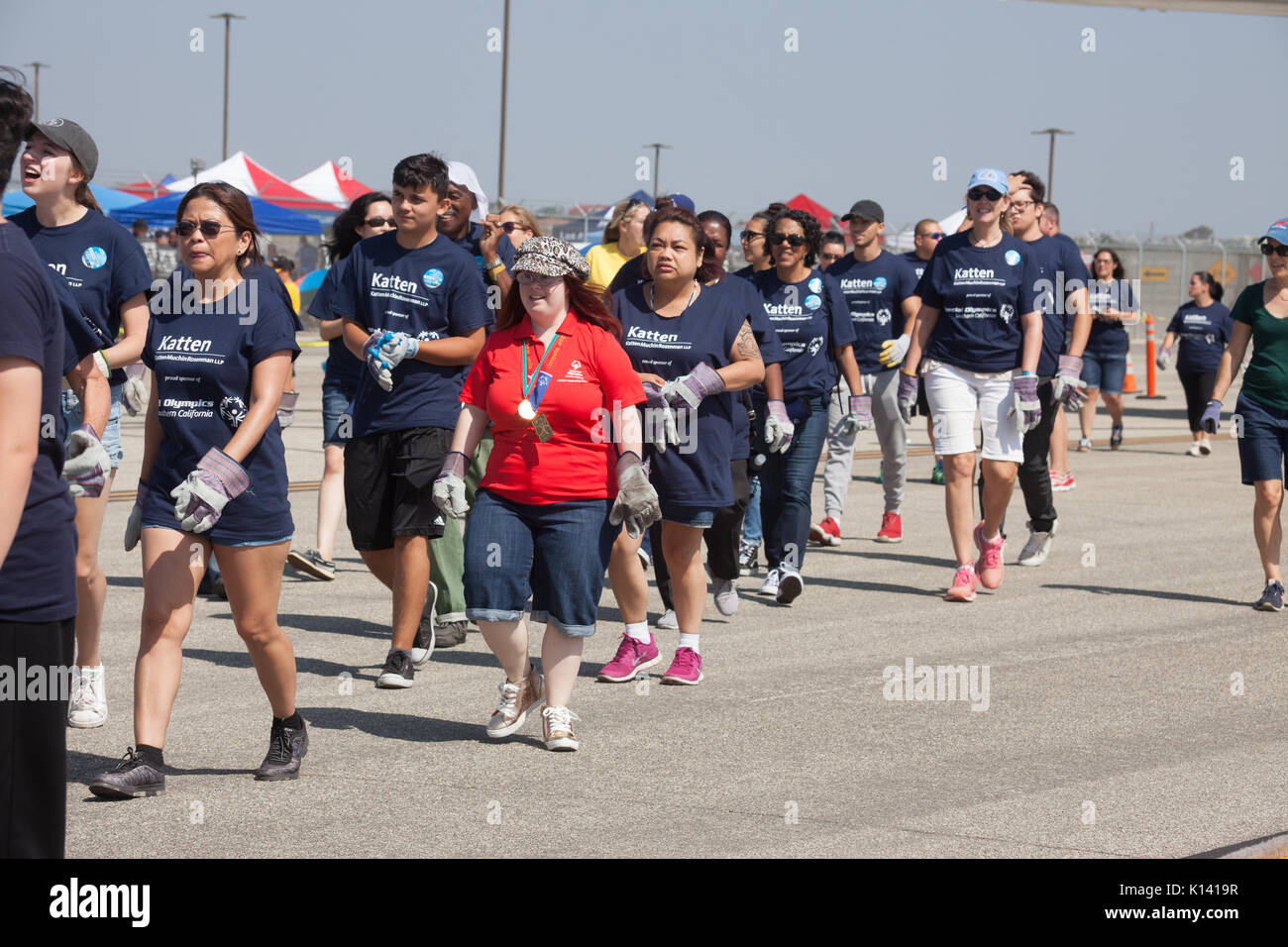 August 19, 2017 - Reality-TV-Star, Rachel Osterbach (geboren), beteiligt sich mit einem Team der Katten Anwaltskanzlei in der Special Olympics South Stockfoto