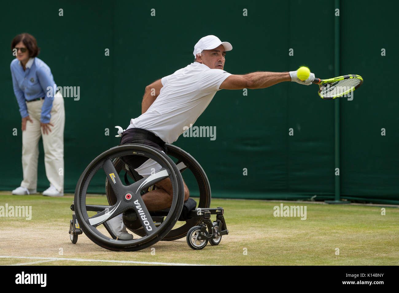 Rollstuhl tennis player Stephane Houdet Frankreichs bei der Herren Rollstuhl Singles - Wimbledon Championships 2017 Stockfoto