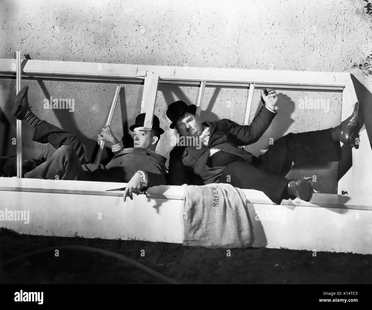 Nachtschwärmer 1930 MGM Film mit Stan Laurel und Oliver Hardy links Stockfoto