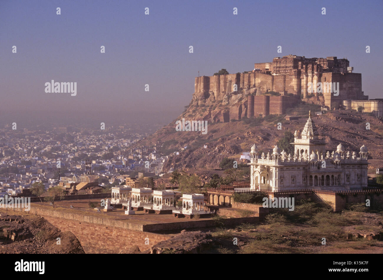 Jaswant Thada und Meherangarh (Mehrangarh Fort, Jodhpur, Rajasthan, Indien Stockfoto