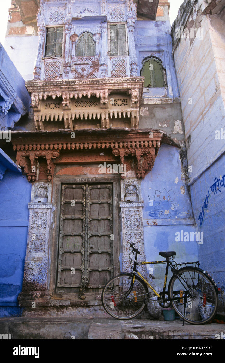 Ein altes Haus in die blaue Stadt Jodhpur, Rajasthan, Indien Stockfoto