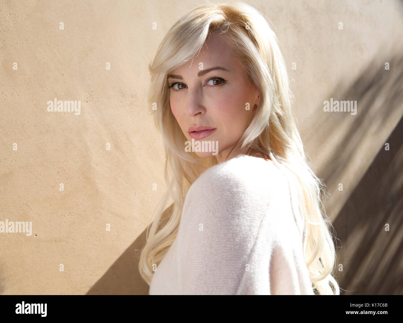Louise Linton in Los Angeles Kalifornien am 26. März 2016 Stockfoto