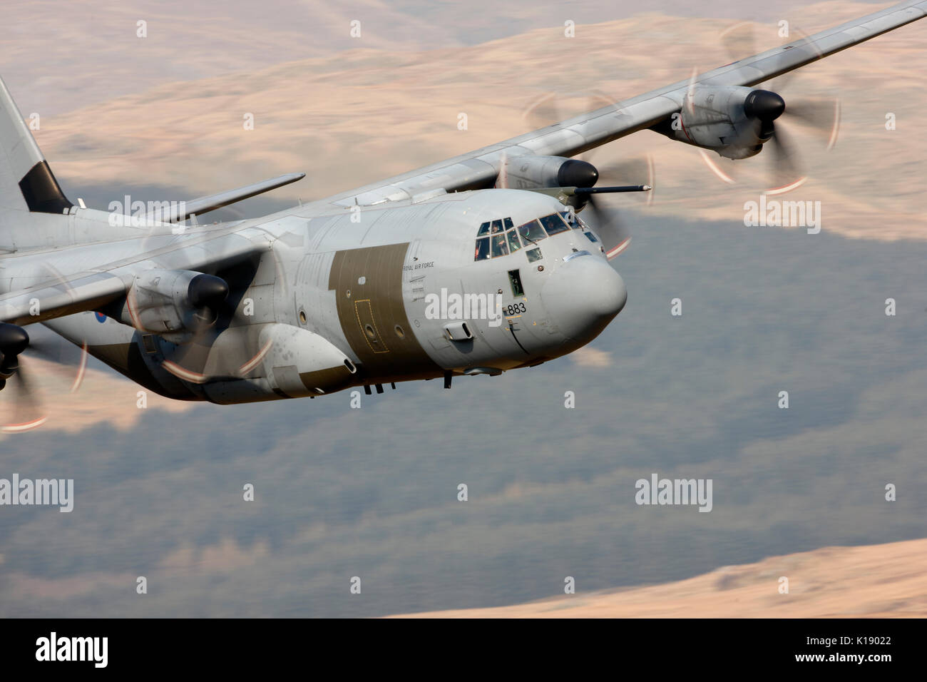 ZH 883 RAF Lockheed Martin C-130J Hercules Low-pegel an CAD-West Mach loop Wales Stockfoto