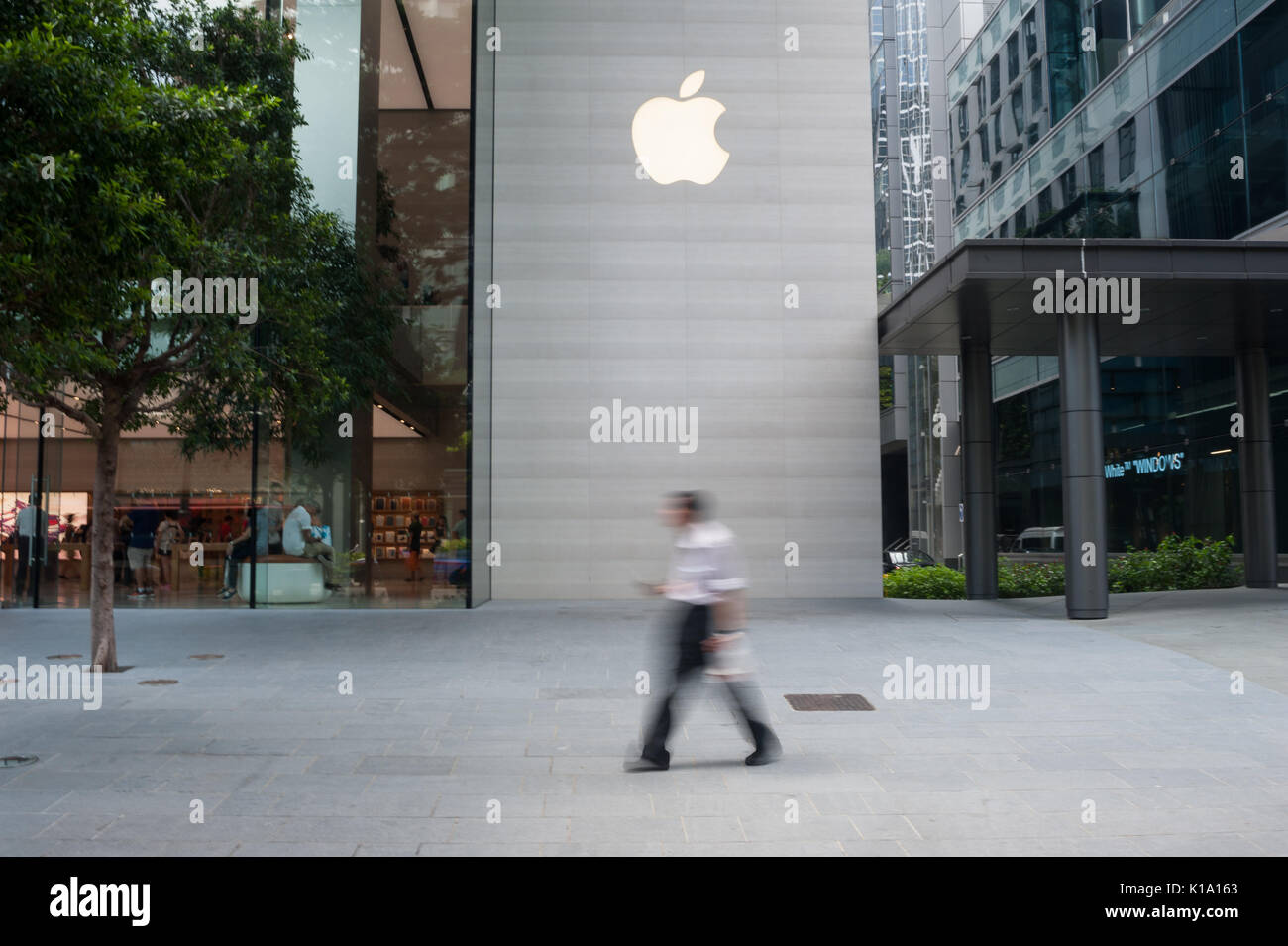 27.07.2017, Singapur, Republik Singapur, Asien - Singapore's erster Apple Store ist in Knightsbridge Mall entlang Orchard Road. Stockfoto