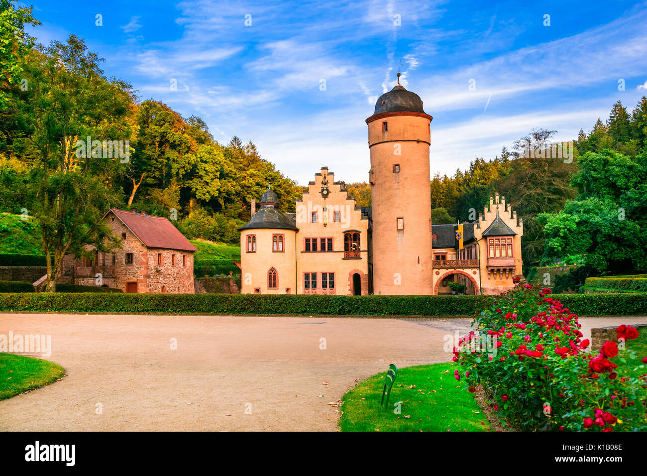 Schöne romantische Schlösser in Deutschland - Schloss Mespelbrunn Stockfoto