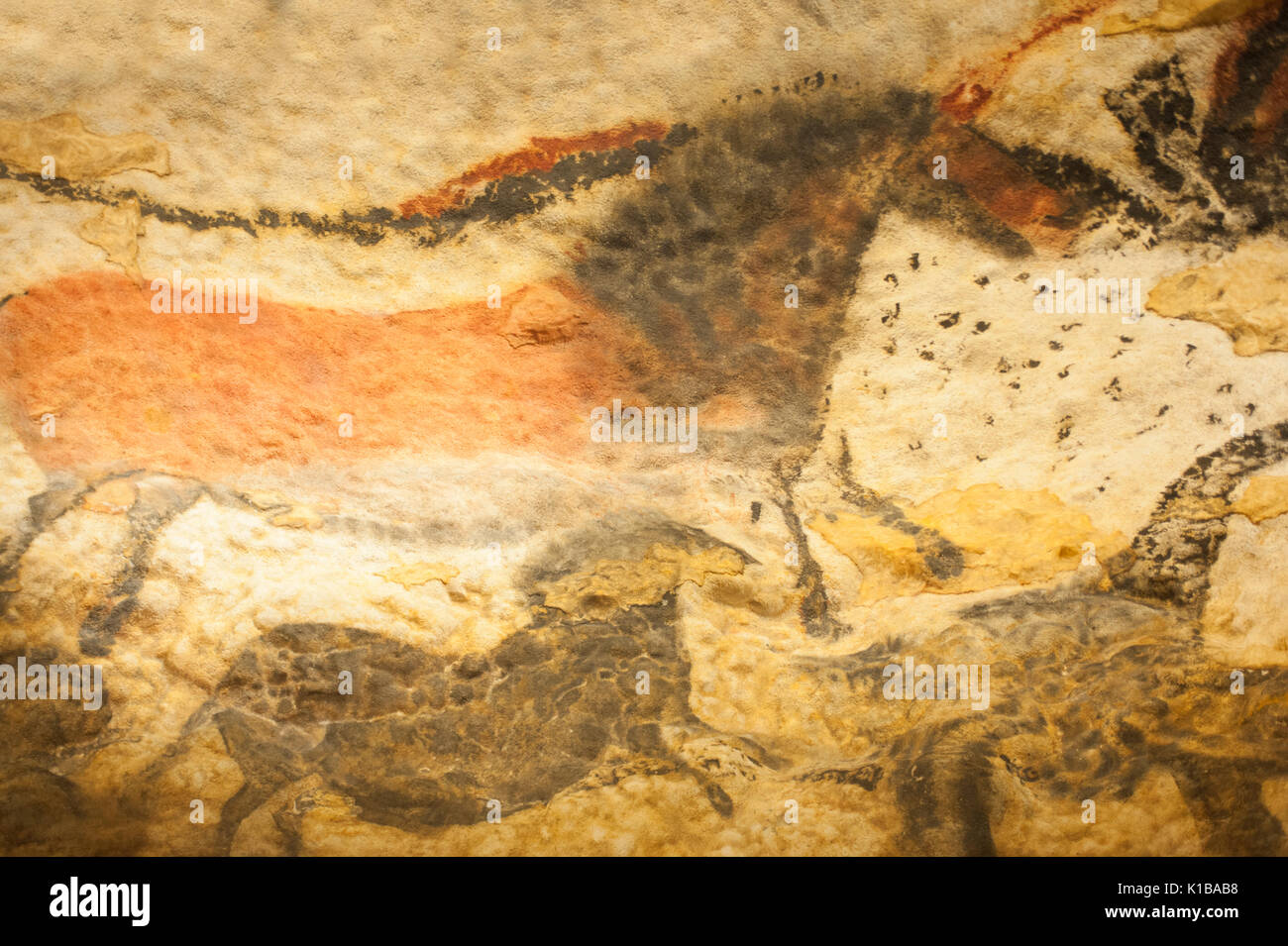 Prähistorischen Höhlenmalereien von wildes Pferd, (Dun horse), Lascaux IV Höhlen, Perigord, Montignac, Dordogne, Frankreich Stockfoto