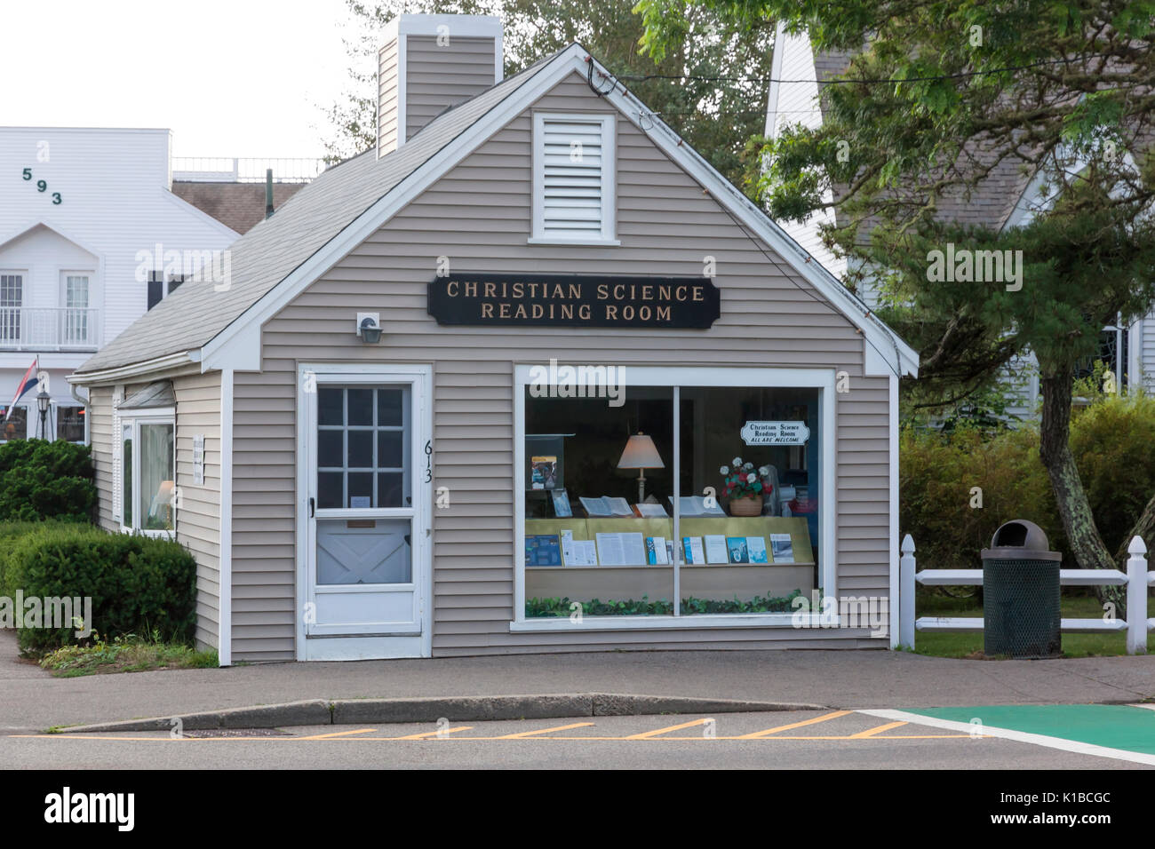 Christian Science Leseraum, die als Bibliothek und Buchhandlung fungiert, und einen ruhigen Ort für Studium und Gebet in Chatham, Massachusetts, USA. Stockfoto