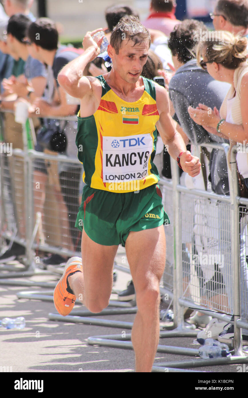 6 Jul '17 London: Litauische Athlet REMIGIJUS KANCYS konkurriert in der Leichtathletik-weltmeisterschaft 2017 Männer Marathon Stockfoto