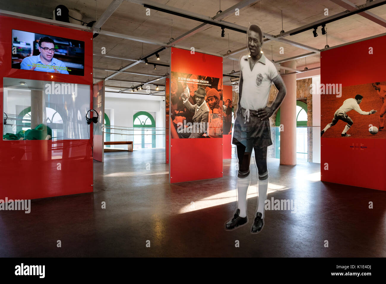Dritte Etage der Pele Museum (Museu Pelé), gewidmet dem brasilianischen Fußball-Legende Edson Arantes do Nascimento, Santos, Sao Paulo, Brasilien. Stockfoto
