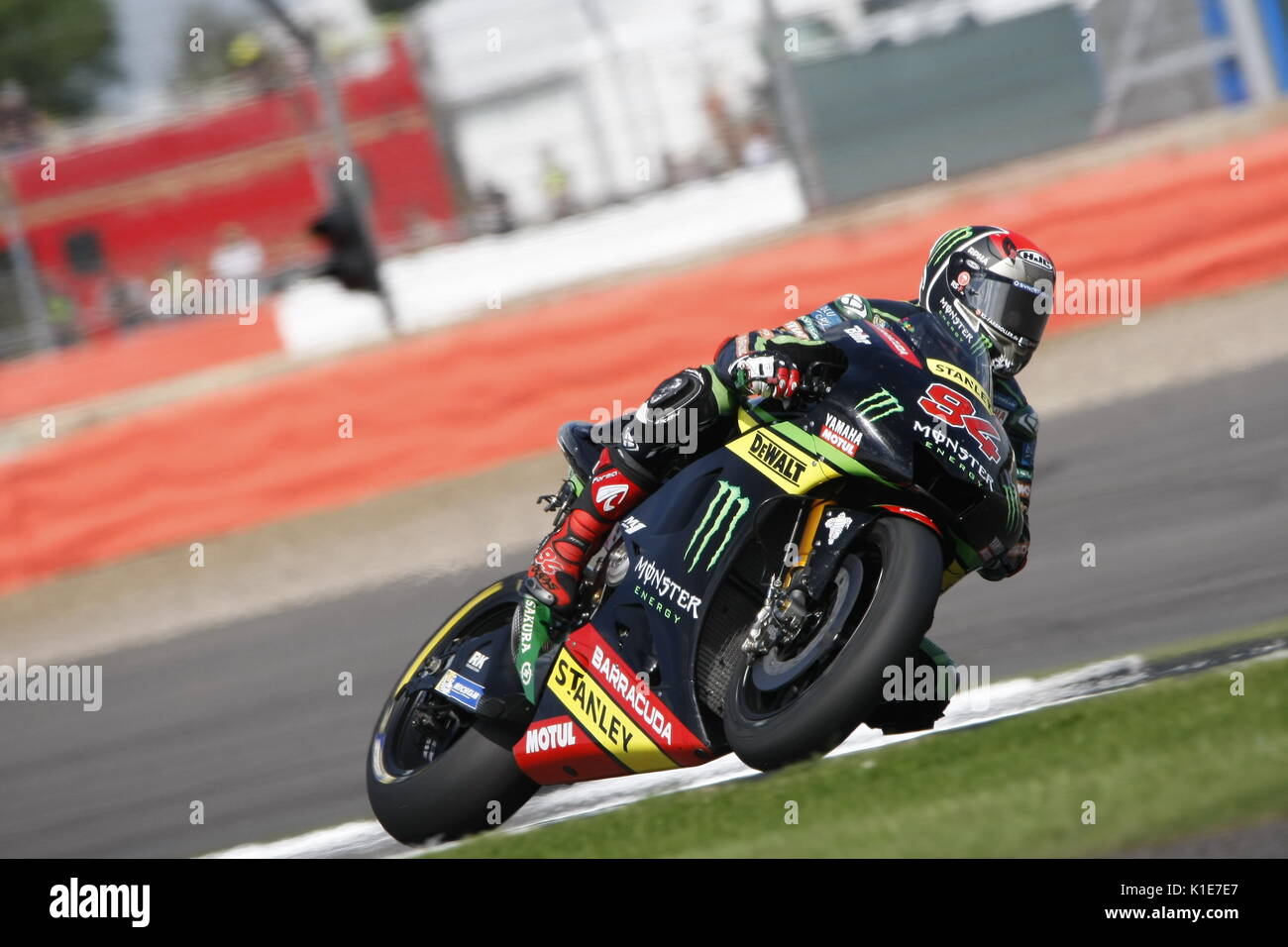 Silverstone, Großbritannien. 26 Aug, 2017. Silverstone, 26. August, 2017 Jonas Folger, Monster Yamaha bei der Geschwindigkeit während der OCTO britischen MotoGP-Wochenende Credit: Motofoto/Alamy leben Nachrichten Stockfoto