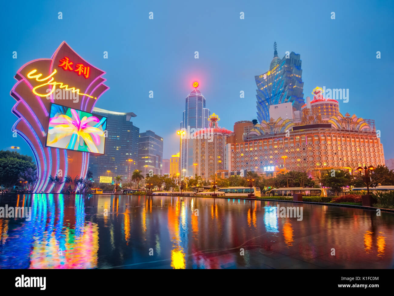 Macao, China - 12. März 2016: Blick auf die Stadt bei Nacht Macau in Macau, China Stockfoto