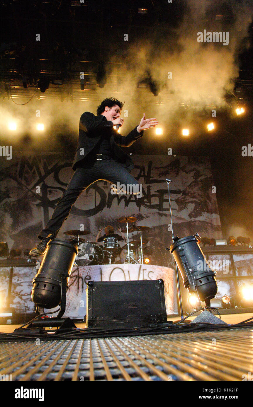 Gerard Way, Bob Bryar My Chemical Romance führt 2007 Projekt Revolution Hyundai Pavilion San Bernardino, CA Stockfoto