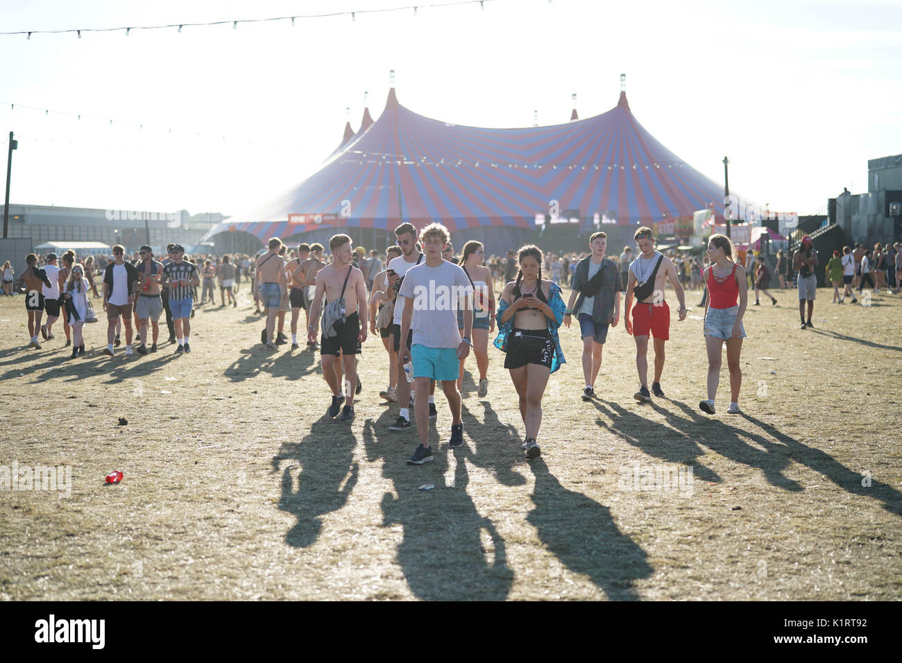 Reading, Großbritannien. 27 Aug, 2017. Allgemeine Ansichten des 2017 Reading Festival. Foto Datum: Sonntag, 27. August 2017. Photo Credit: Roger Garfield/Alamy leben Nachrichten Stockfoto