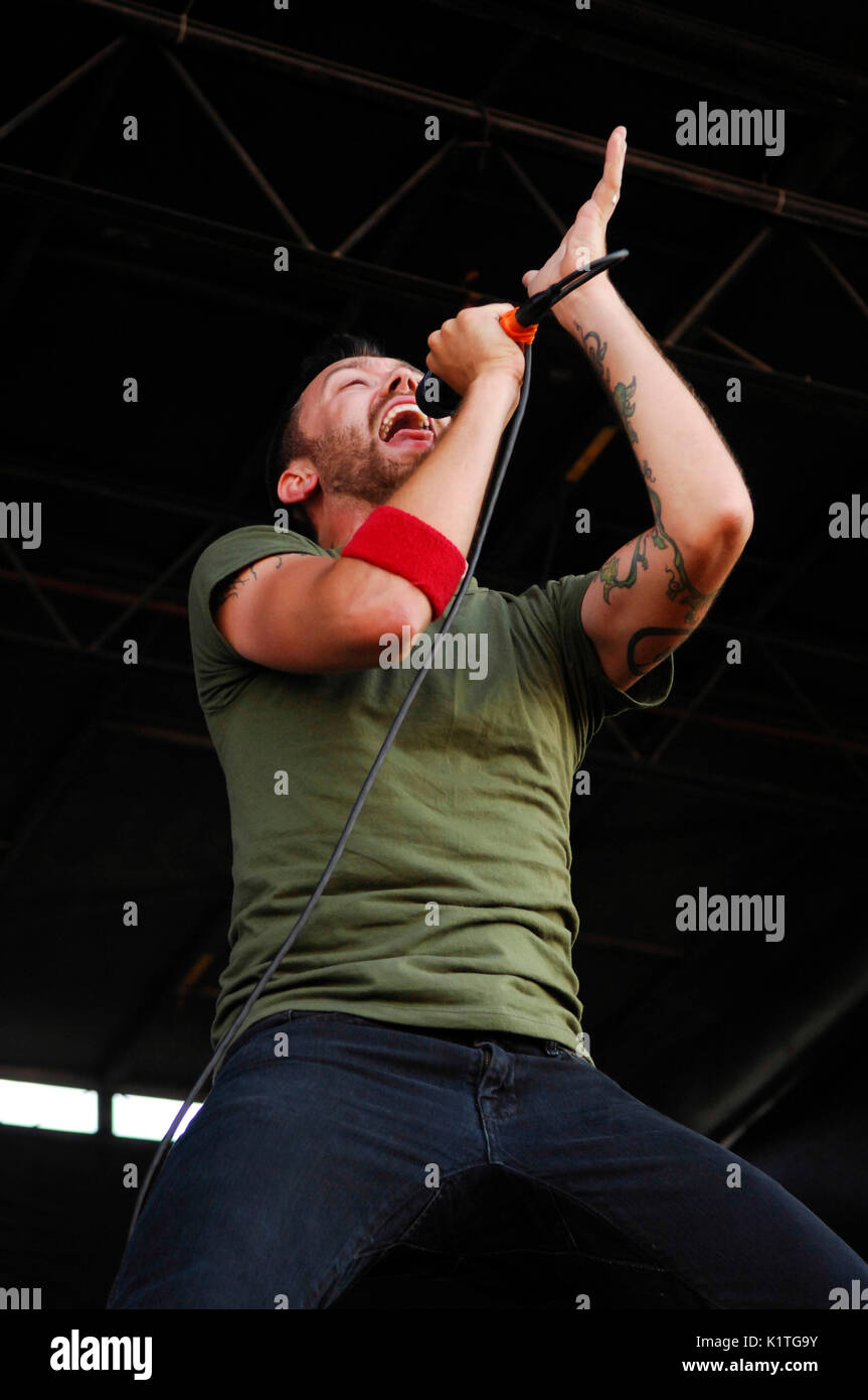 Tim McIlrath erheben sich gegen 2008 Vans Warped Tour Coors Amphitheater San Diego. Stockfoto