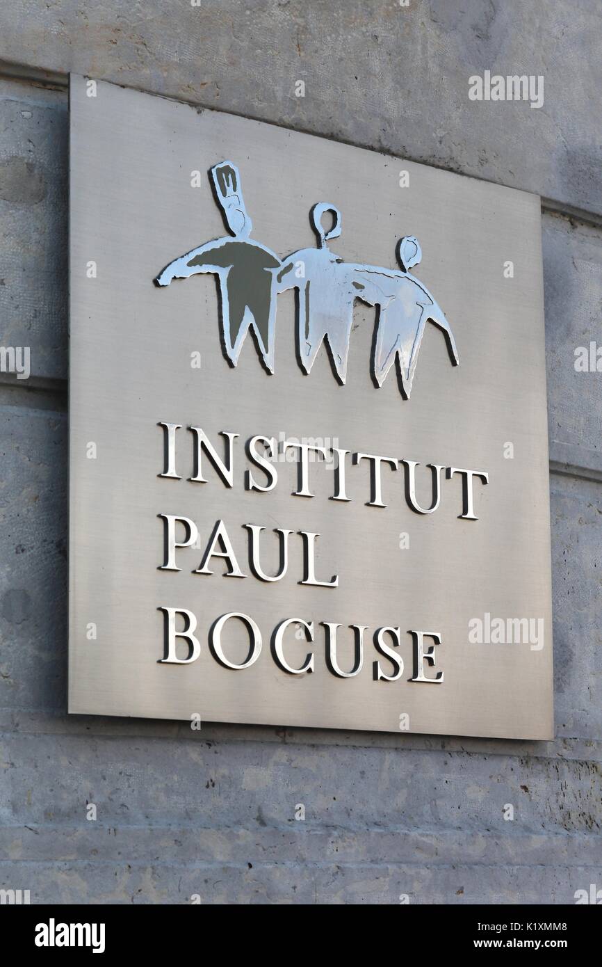 Lyon, Frankreich - 26. Mai 2017: Institut Paul Bocuse in Lyon, Frankreich. Paul Bocuse Institut ist eine Management- und Schule für das Hotel, Catering Stockfoto