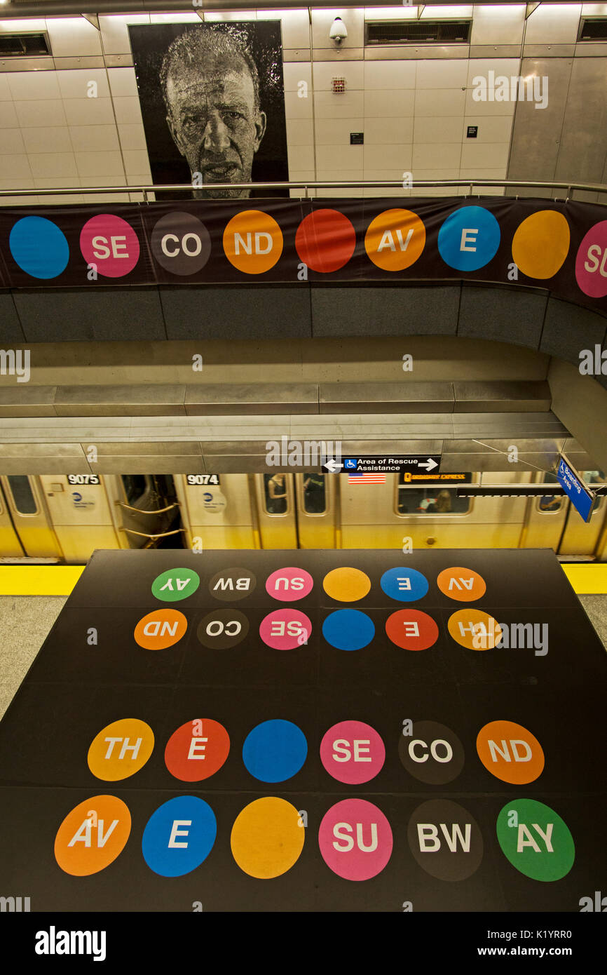 Ein ungewöhnlicher Blick auf die 86th Street U-Bahn Station auf der neuen Second Avenue Line auf der Upper East Side von Manhattan, New York City Stockfoto