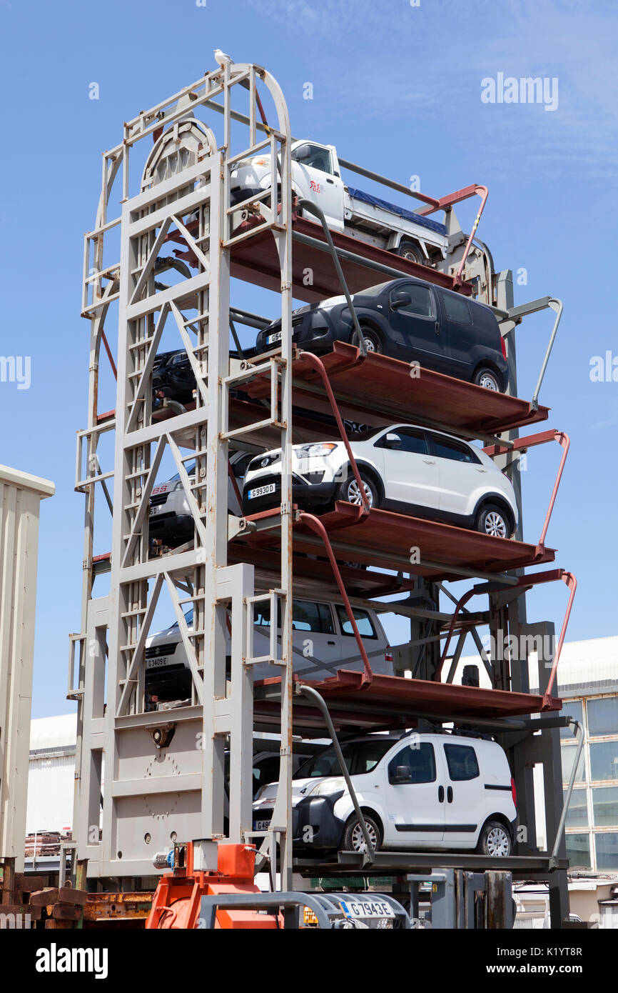 Automatische vertikale Auto Stacker Rotary Parking System stapeln 10 Fahrzeuge Stockfoto