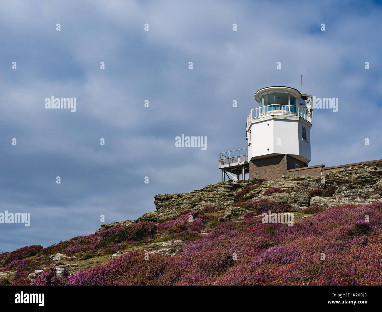 Blick auf den neuen Leuchtturm auf Kalb der Mann Stockfoto