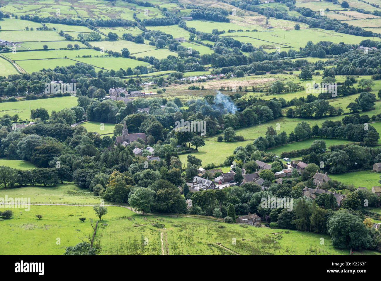 Das Dorf Edale im Sommer. Nationalpark Peak District, Derbyshire, England. Stockfoto