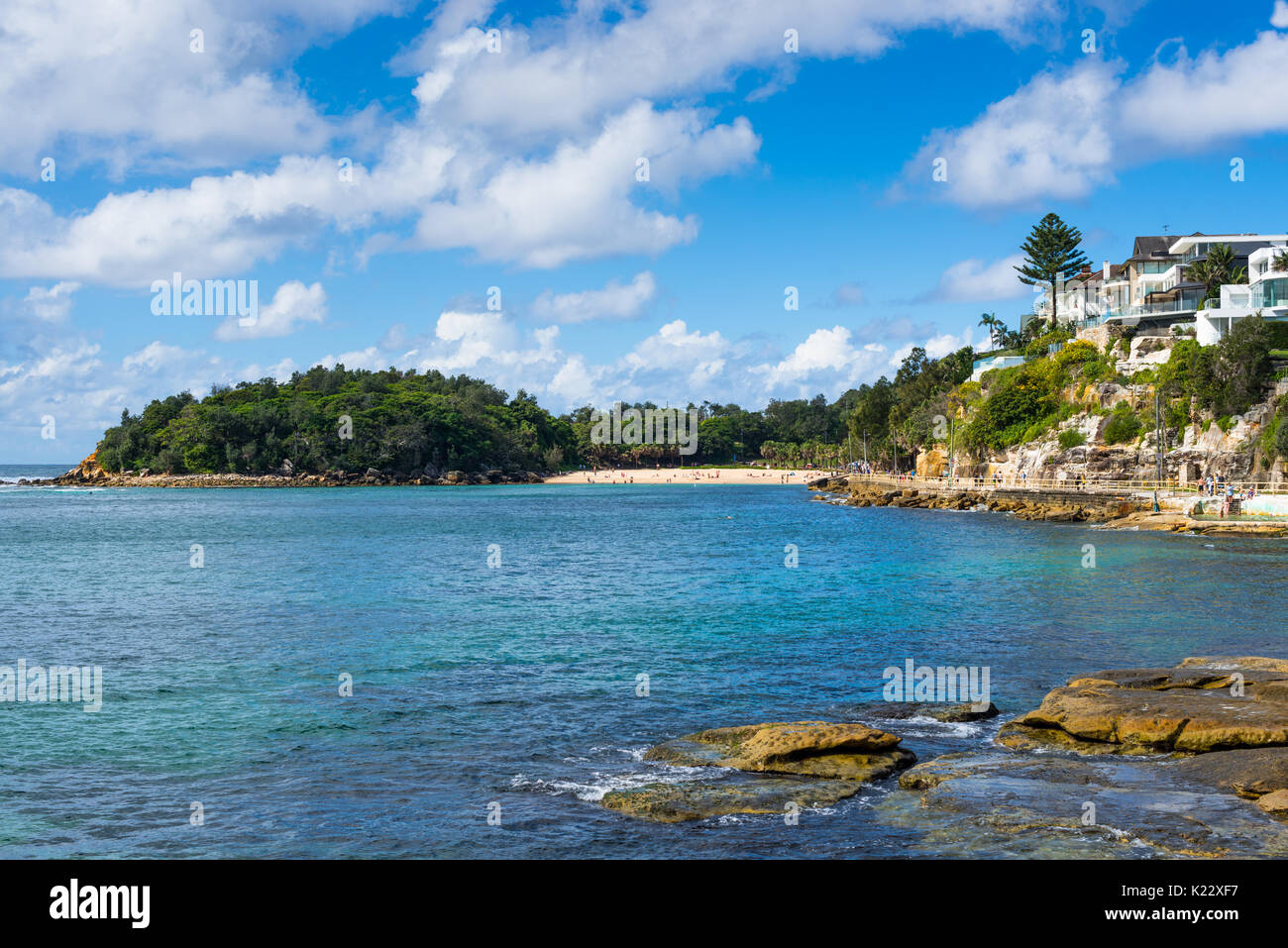 Manly Strandpromenade führt zu Shelly Beach, Northern Beaches, Sydney, New South Wales, Australien. Stockfoto