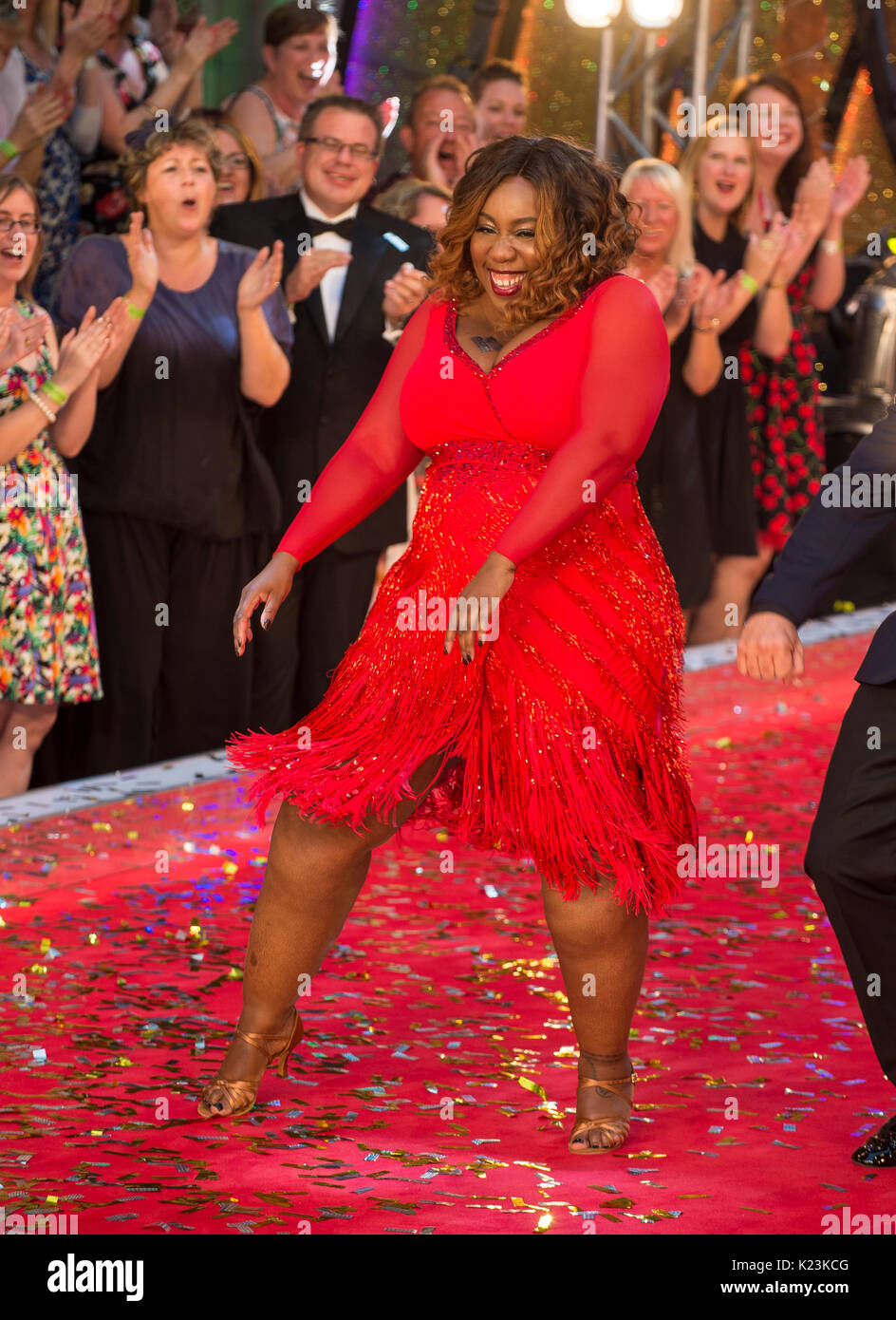 London, Großbritannien. 28 August, 2017. Von Strictly Come Dancing 2017' - Red Carpet starten. Credit: Gary Mitchell/Alamy leben Nachrichten Stockfoto