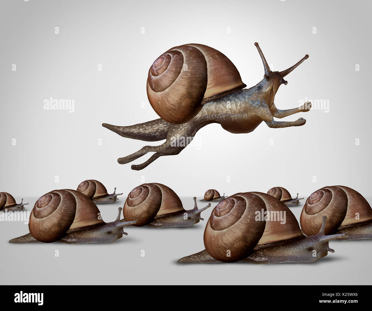 Konzept der Veränderung und Wechsel zu besser als eine Gruppe von langsamen racing Schnecken mit einem einzelnen schnellen Führer Schnecke mit laufendem Gliedmaßen konkurrieren. Stockfoto