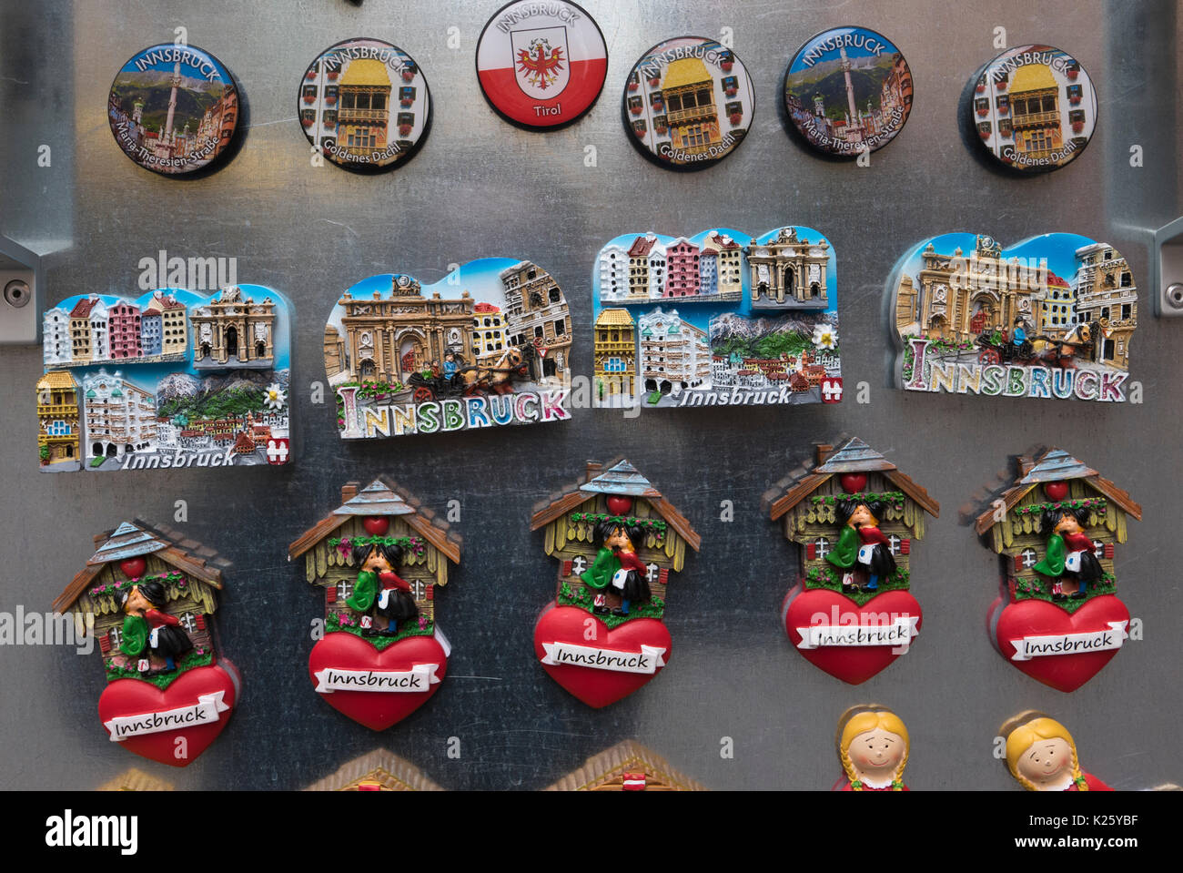 Kühlschrank Magnete auf Verkauf, Innsbruck, Österreich Stockfotografie -  Alamy