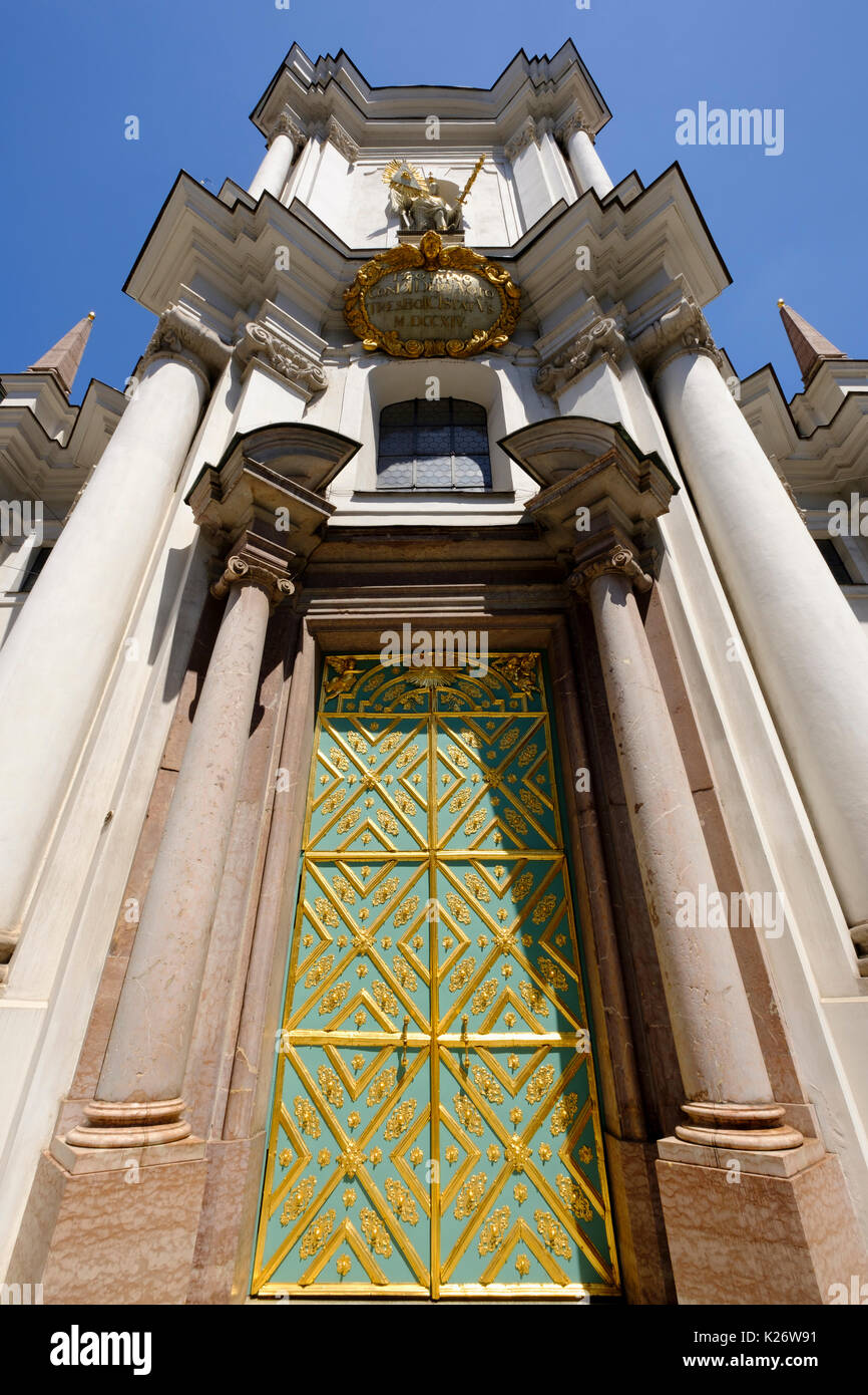 Eingang der Trinity Church, Pacellistraße, Altstadt, München, Oberbayern, Bayern, Deutschland Stockfoto