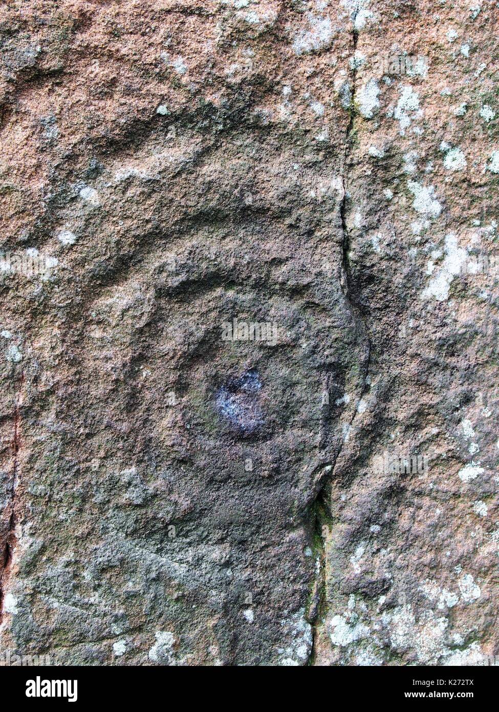 Cup-and-ring Carving Detail auf langen Meg Standing Stone, Cumbria, Vereinigtes Königreich Stockfoto