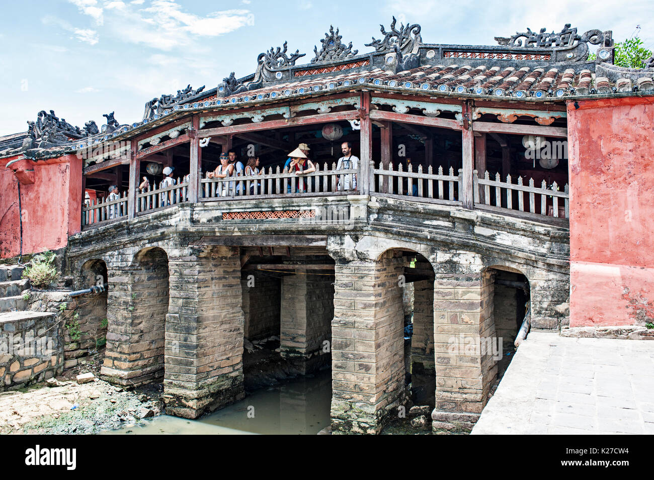 Japanische Brücke, Altstadt von Hoi An, Vietnam. Diese Brücke wurde von den Japanern in den frühen 1600er Jahren gebaut. Stockfoto