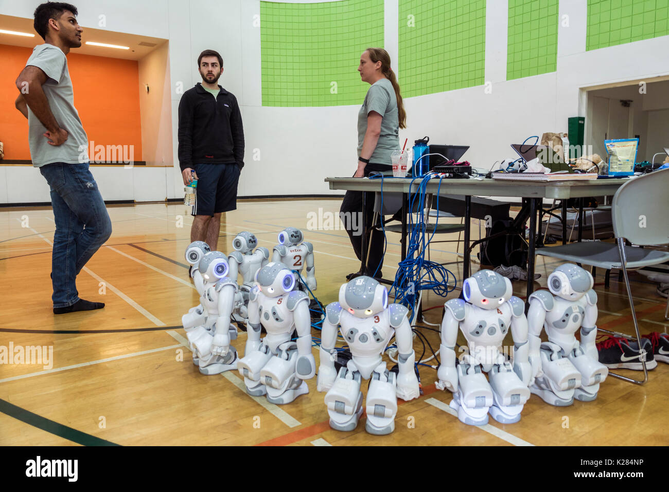 Miami Florida, University of Miami, RoboCup Open, Roboter, SoftBank Robotics NAO-Roboter, künstliche Intelligenz von KI, Schülerwettbewerb von Studenten, Autono Stockfoto