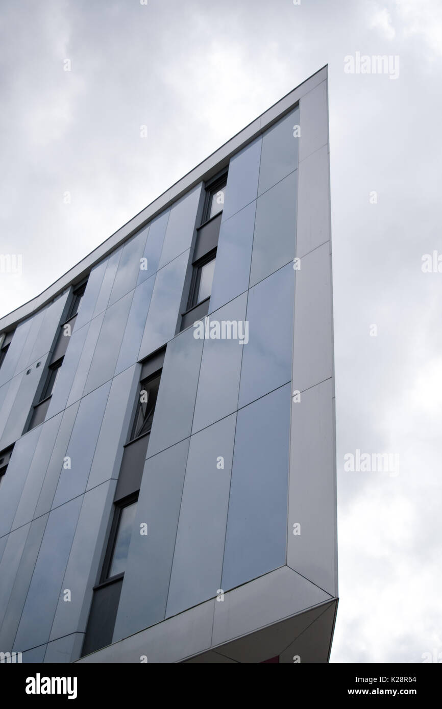 Das moderne Gebäude der Nottingham Trent University auf Goldsmith Street Nottingham. Stockfoto