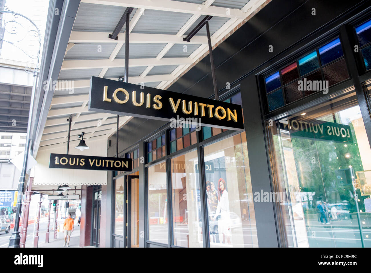 Louis Vuitton store Shop in der Galleria im Bereich Felsen von Sydney auf der George Street, Sydney, Australien Stockfoto