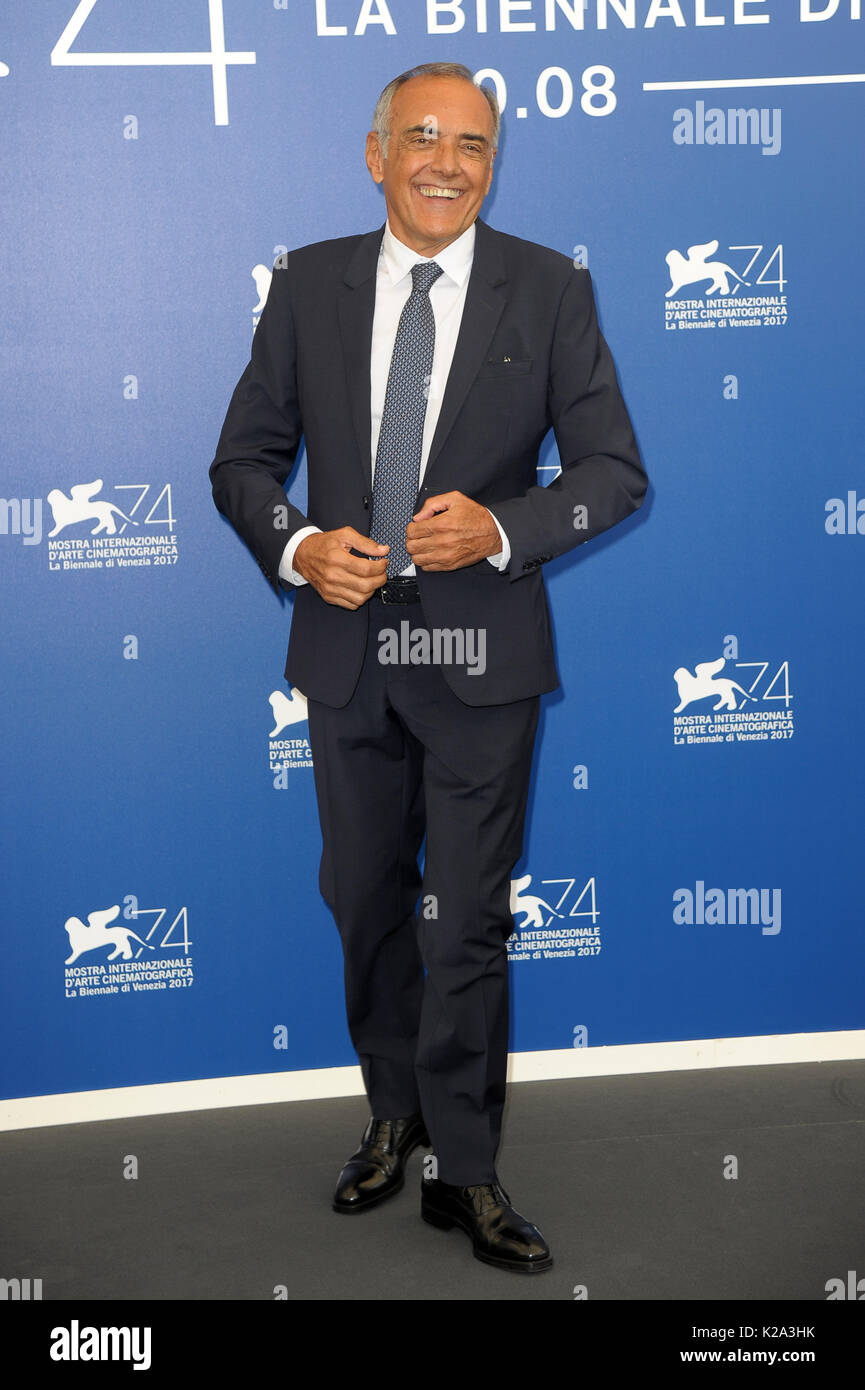 Venedig, Italien. 30 August, 2017. 74. Filmfestival von Venedig, Photocall Jury' Venedig 74" dargestellt: Alberto Barbera Credit: Unabhängige Fotoagentur Srl/Alamy leben Nachrichten Stockfoto