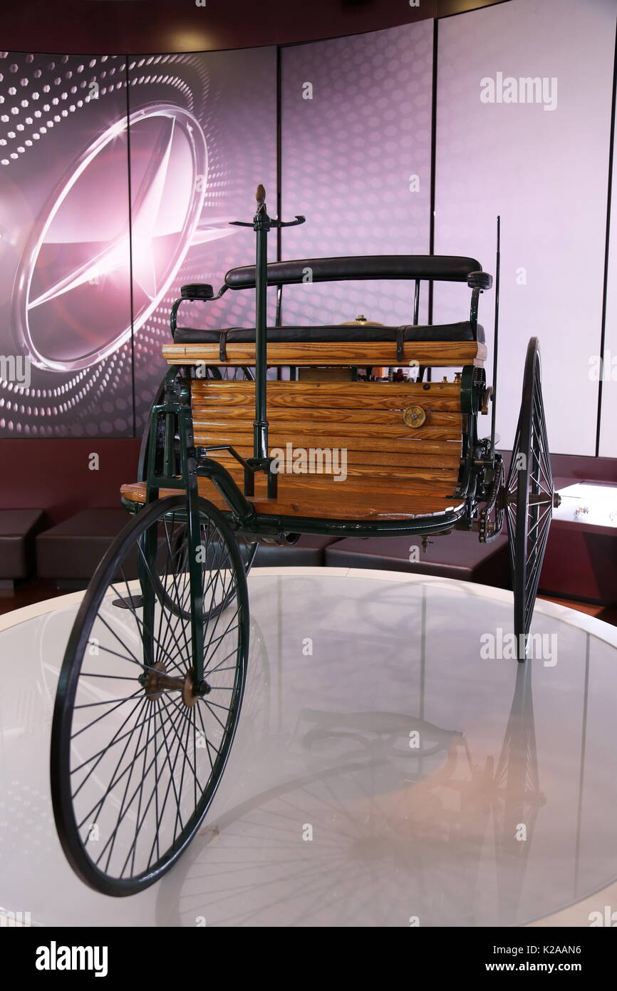 Benz Patent Motor Car Modell 1 (1886), Mercedes-Benz World, Brooklands, Weybridge, Surrey, England, Großbritannien, Großbritannien, Großbritannien, Großbritannien, Europa Stockfoto