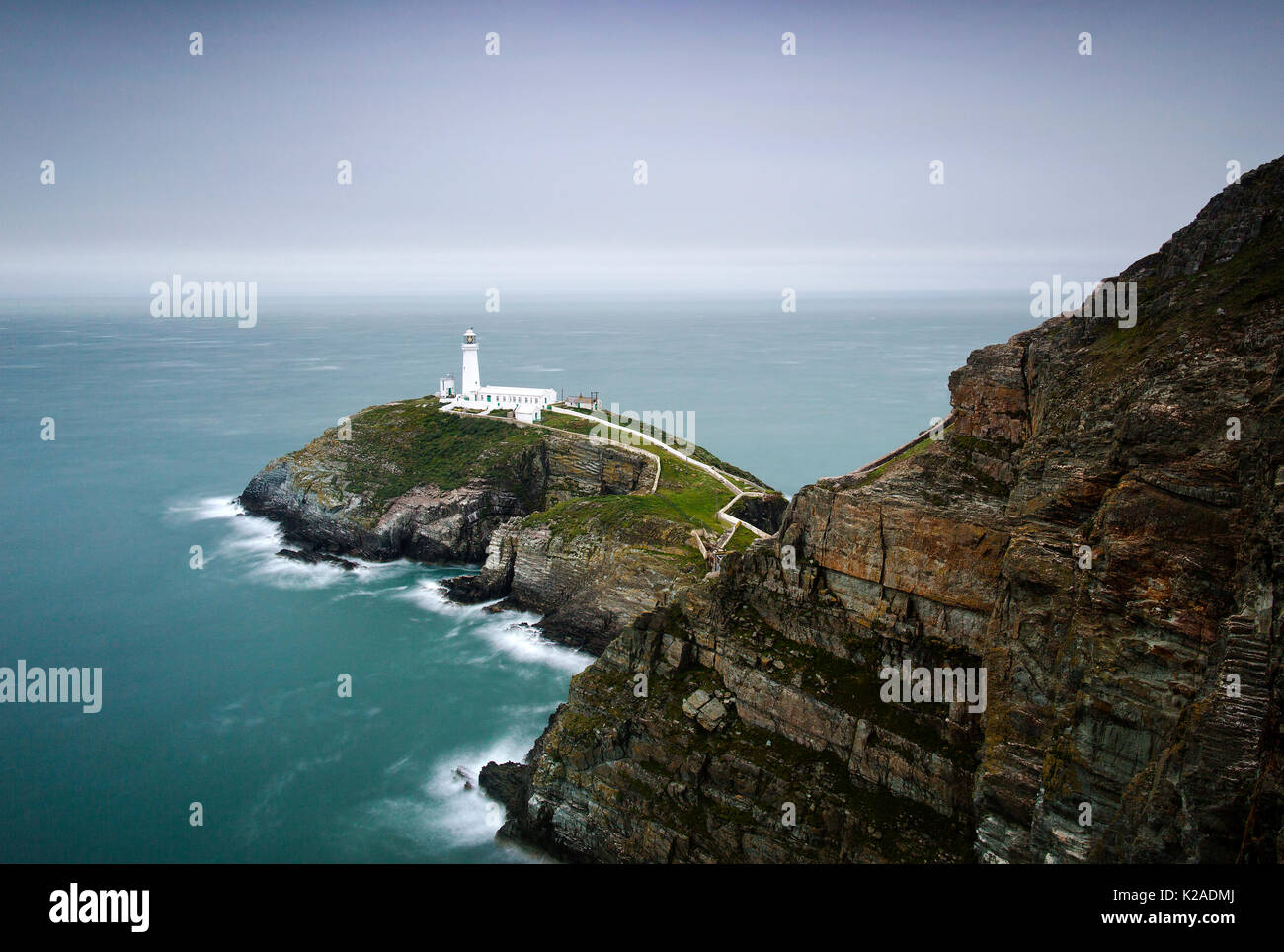 Foto: © Jamie Callister. South Stack Lighthouse, Anglesey, Nordwales, 28. August 2017. Stockfoto