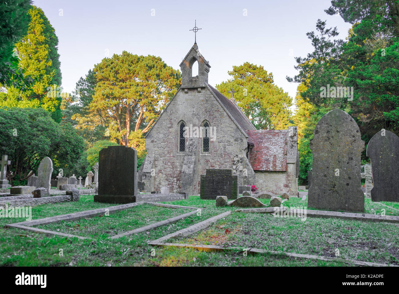 Die Kapelle in Lyndhurst Pfarrei Friedhof in der Nähe von Boltons Sitzbank, Lyndhurst, Großbritannien Stockfoto