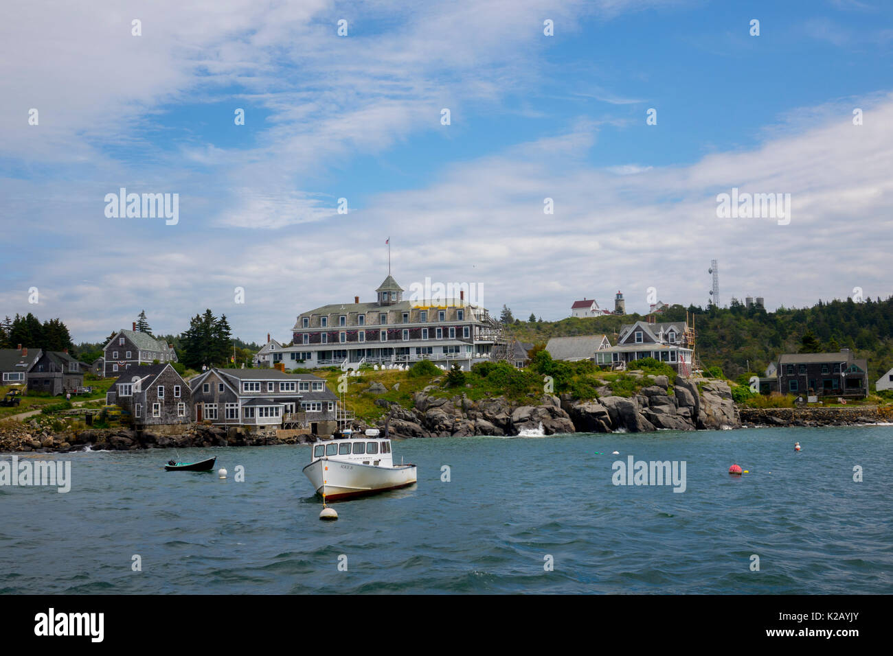 USA Maine ICH Monhegan Island Blick auf das Island Inn und Dock Stockfoto