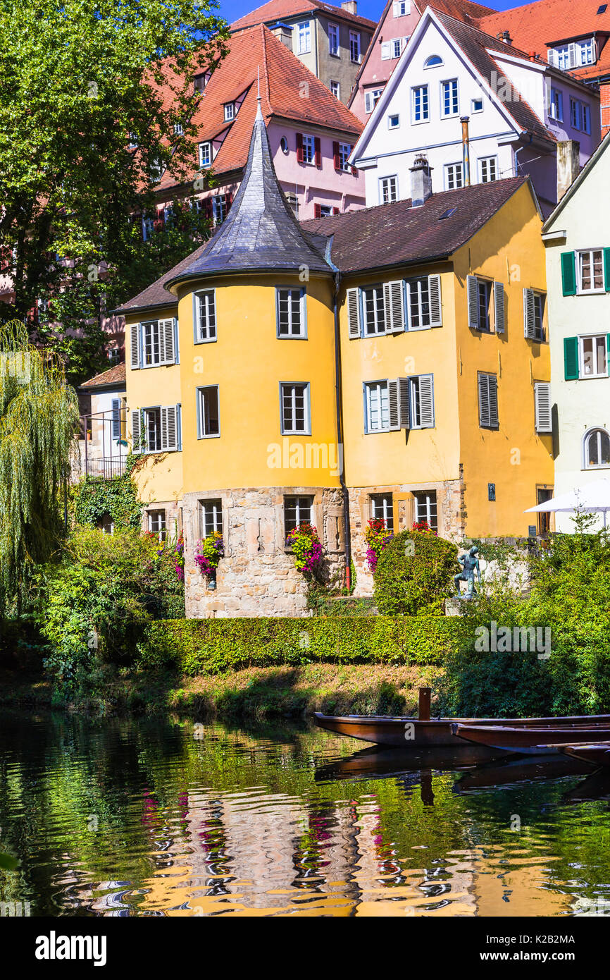 Traditionelle farbige Häuser in Tübingen, Deutschland. Stockfoto