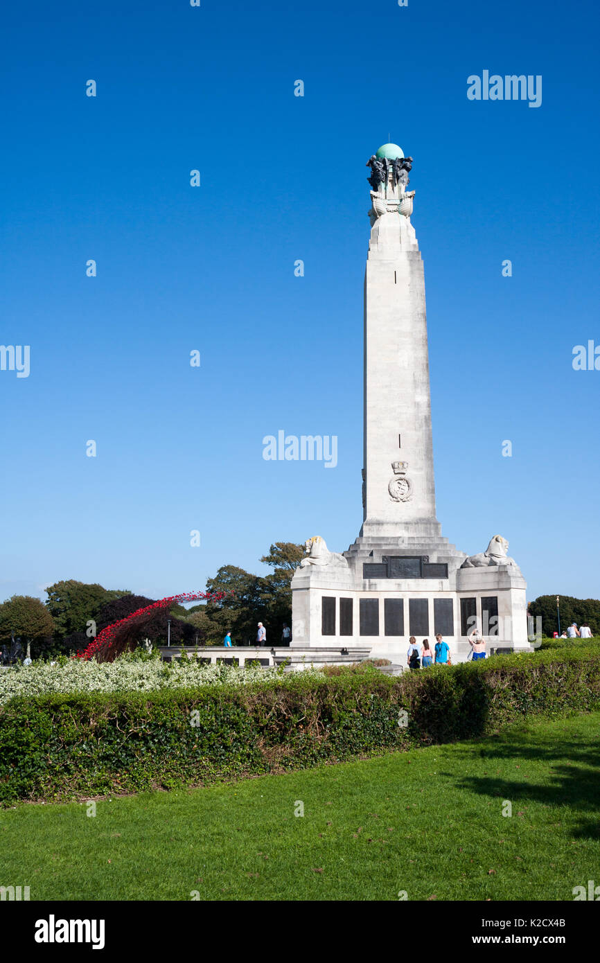 Mohnblumen Wave kunst Installation bei Plymouth Marine Memorial. Von Paul Cummins Artist und Tom Piper Designer. Hoe, Plymouth, Devon, England Großbritannien GB Stockfoto