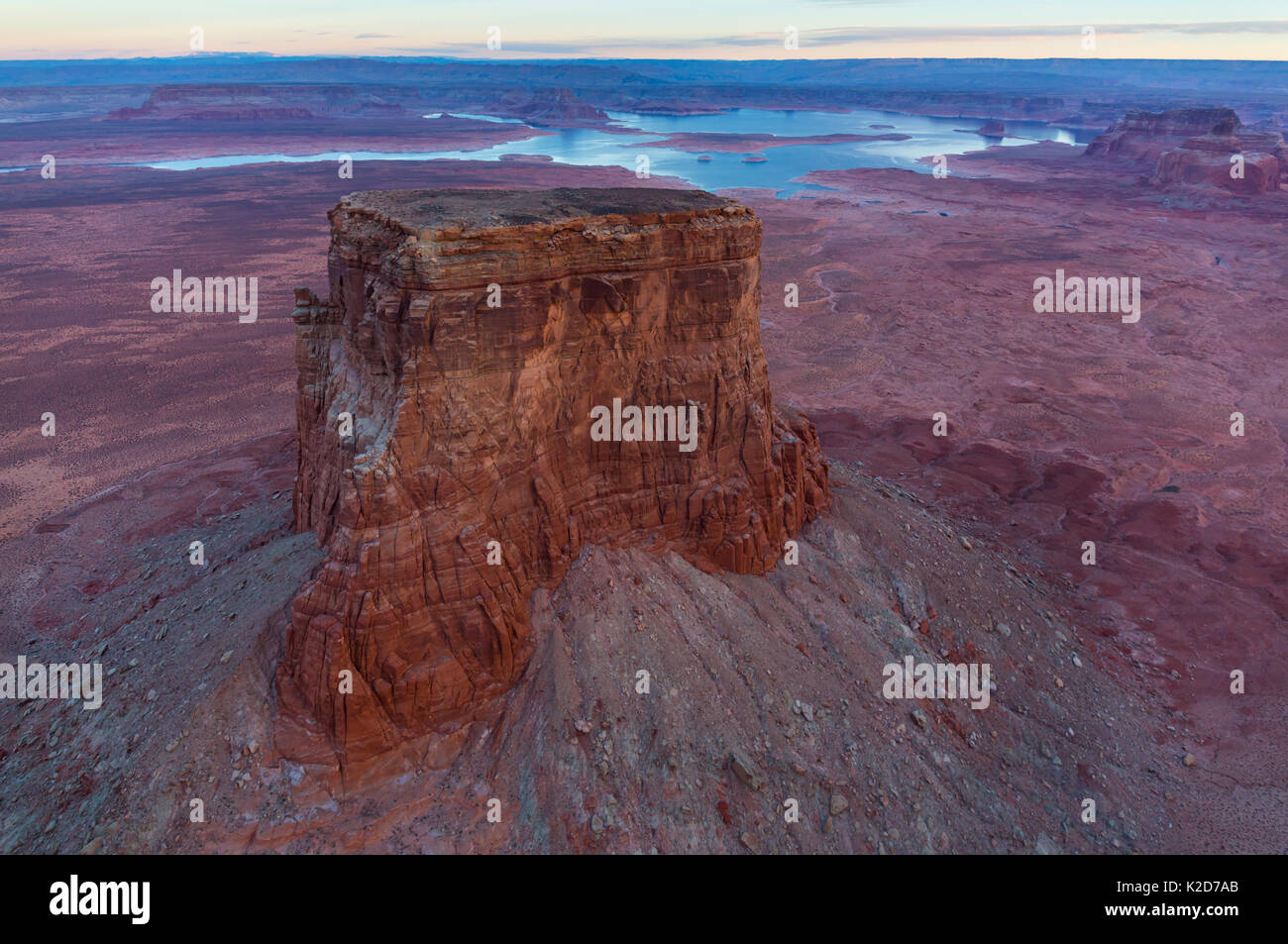 Antenne Landschaft von Butte Felsformation in der Nähe des Colorado River, Lake Powell, Page, Arizona, USA, Februar 2015. Stockfoto