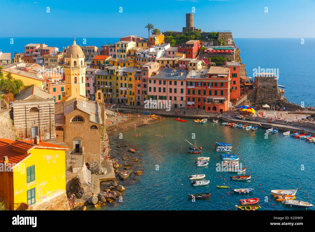 Panorama von Vernazza, Cinque Terre, Ligurien, Italien Stockfoto