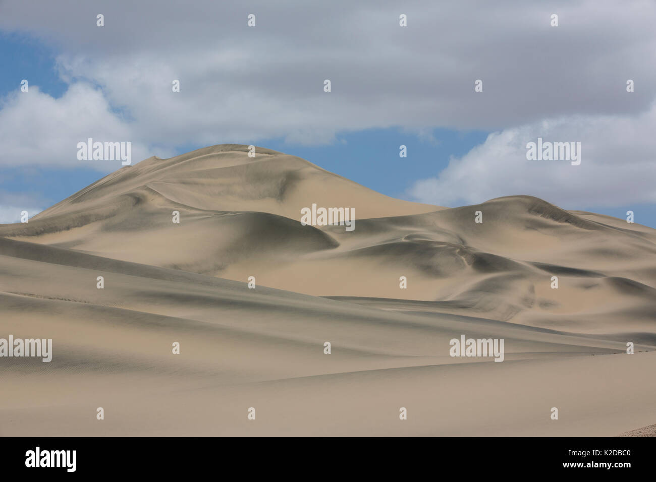 Nazca Küstenwüste mit Sanddünen, San Fernando finden, Peru, November 2013. Stockfoto