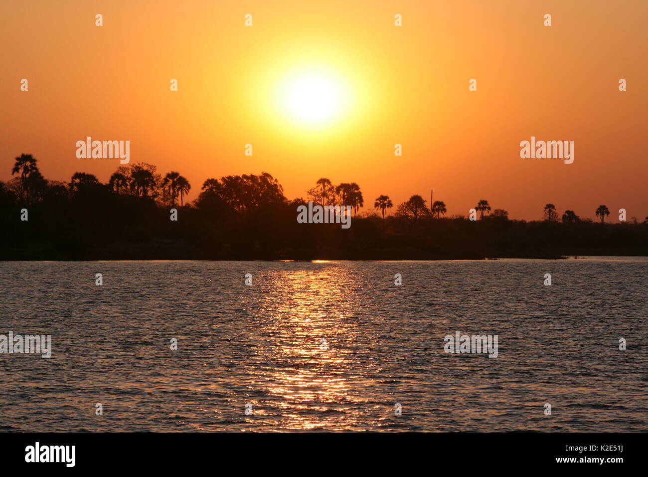 Sonnenuntergang über dem Sambesi Stockfoto