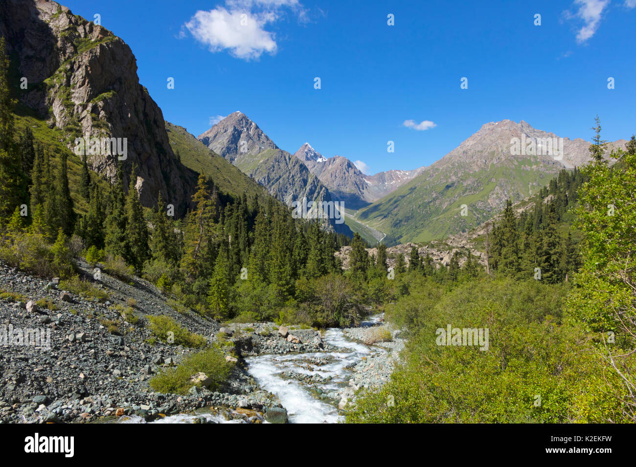 Alatau gebirge -Fotos und -Bildmaterial in hoher Auflösung – Alamy